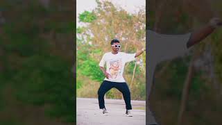 baten tu meethi meethi bole Raja Ji Kamariya Gole Gole Dole Raja Ji #Dance #Viral #Bhojpuri Song