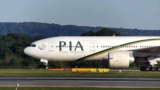 PAKISTAN INTERNATIONAL PIA Boeing 777-200(ER) PIA701 AP-BHX landing Manchester 27/06/19