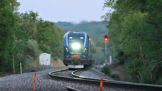 NEW Amtrak Venture Cars on The Amtrak Wolverine