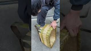 Craftsmen's technique for reinforcing bamboo baskets