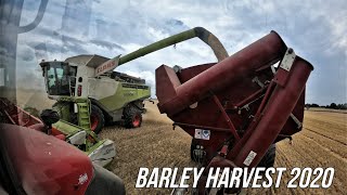 Barley Harvest 2020 w/ Claas Lexion 760, Massey Ferguson 7726s & Claas Axion 920