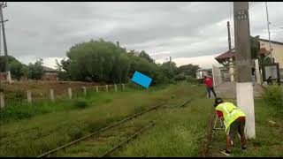 Trem graneleiro carregado passando em Hortolândia(ZHO)-SP.