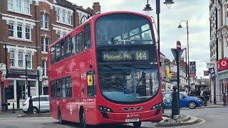 HISSING | Journey on the London Bus Route 144 | HV130, LJ13 FEP | Gemini 2 B5LH | Arriva London