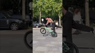 Triple Barspin in Paris today