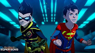 Superboy & Robin Fight The Justice League | Batman and Superman: Battle Of The Super Sons