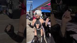 Vibing 2b di pesta ulang tahun #cosplay #shorts