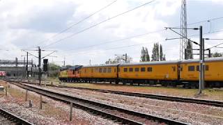 Class 37 D6757 track test train arriving at Doncaster station 4th May 2019