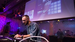 Native Sessions : remixer un hook planétaire avec le beatmaker MKL sur Maschine | Native Instruments