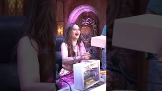 Madhuri birthday on set#song #hindisong #bollywood #Madhuri#birthday