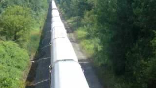 A very very long CSX auto rack at Selkirk