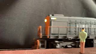 Mth Long Island lash up on a stock train