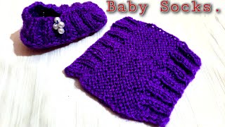 Effortless Baby Slipper Knitting: Simple Steps for Cozy Footwear!(For 0-3 Months old)