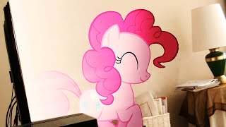 [MLP en vrai] Pinkie Pie Surprise (1 000 sub)