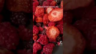 Freeze dried berries mix - strawberries, raspberries, blackberries