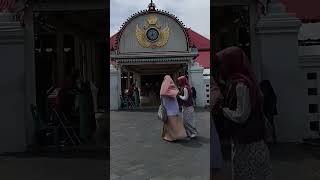 tiap kesini..denger adzan nya merdu bgt bikin hati jadi ademm bangett #viral #masjidgedhejogja