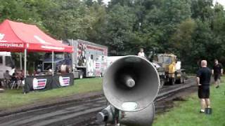 FV101 Scorpion tractor pulling at Roel Bottema dagen 2010