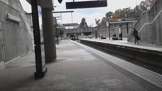 north springs marta train ariving into Lindbergh center station