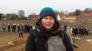 Frau Bundestagsabgeordnete Henneberger erklärt einen Widerspruch.