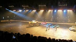 Top Gear Live   Red dragon monster truck