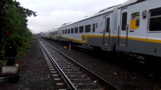 KA. 50 TAKSAKA Pagi masuk Stasiun Yogyakarta