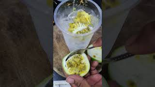 Passion fruit with Milk 🥛 #asmr #sweetjuice #passion #milk