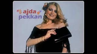 Ajda Pekkan - Bambaşka Biri