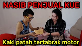 PENJUAL KUE TERTABRAK PATAH KAKI