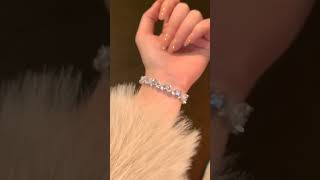 Elegant Bracelet #trendy #bracelet #beautyproducts #shortvideo