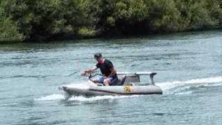 2.8 metre pontoon jetboat