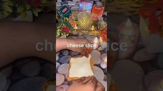 Cafe style Schezwan cheese bread|5 min recipe for breakfast #trending #shorts #ytshorts