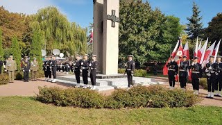 Uroczystość patriotyczna związana z pochowaniem wiceadmirała Józefa Unruga. Hel, 01.10.2018 r.