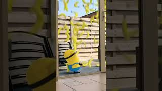 Minion finds FREE banana hack. #short #animation