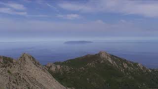 l' isola d'Elba vista dalle sue alture