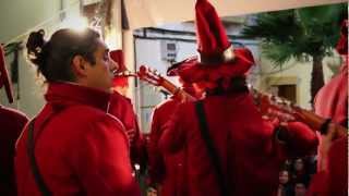 Comparsa Los duendes coloraos - Carnaval de Cádiz 2012 - (pasodoble 5)