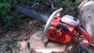 Dicing up a dead 🌲 with the '79 Homelite Super XL automatic chainsaw.