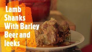 Cooking tasty Lamb Shanks With Barley Beer and leeks