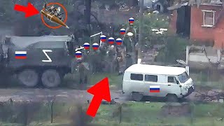 HIMARS destroys a huge Russian convoy with precise hits! The Best Moments