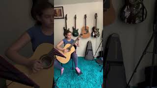 Уроки игры на гитаре. На видео моя ученица,12 лет #guitarteacher #guitar #guitarist #guitareasy