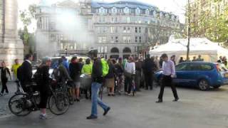 Exchanging Places: Lorry Drivers, Tfl, Cyclist Turn out St Pauls London