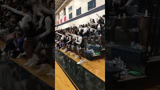 Stomp and Shake Cheer #238 #basketball #cheerleading #highschool #cheerleader #highschoolbasketball