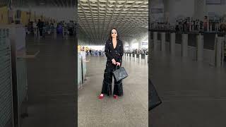 #ManushiChhillar snapped gorgeously in her black outfit 🖤😎💫