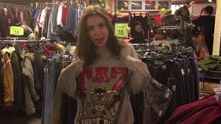 VLOGMAS DAY 12: UGLY CHRISTMAS SWEATER SHOPPING