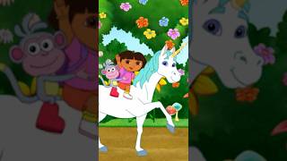 Dora the Explorer | Chante "Tape du pied" avec Dora, Babouche et le Roi des Licornes ! 🦄 #Shorts