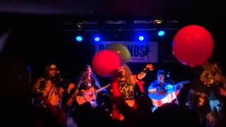 Metalachi live - "Fuck Her Gently" & "Run to the Hills" 1 17 2015