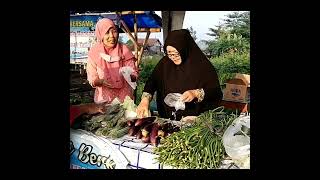 Alhamdulillah......SBJB( Sayur Berkah Jumat Berkah ) kegiatan Ibu2 PKBM.Cukup bayar dg doa.