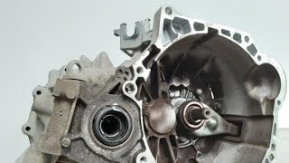 HYUNDAI CRETA GEAR BOX DAMAGE | OIL LEAKAGE PROBLEM