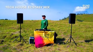 Tech House Ecstasy Mix on a Hilltop