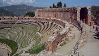 Dalle gradinate del teatro al mare (HD)