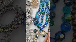 New arrivals!  #vintagejewelry #jewelryhaul #costumejewelry #livesales