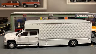 1/64 Greenlight Hot Wheels Dually Hauler Team Transport Custom Trucks